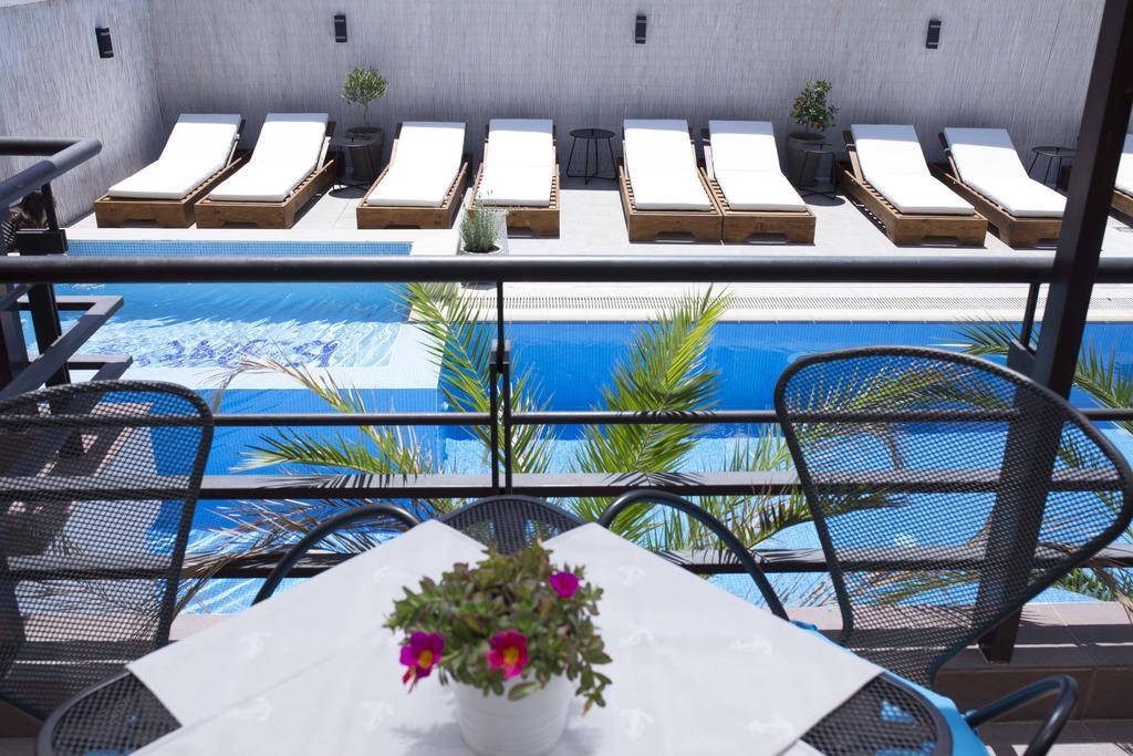 Ema Hotel 소조폴 외부 사진