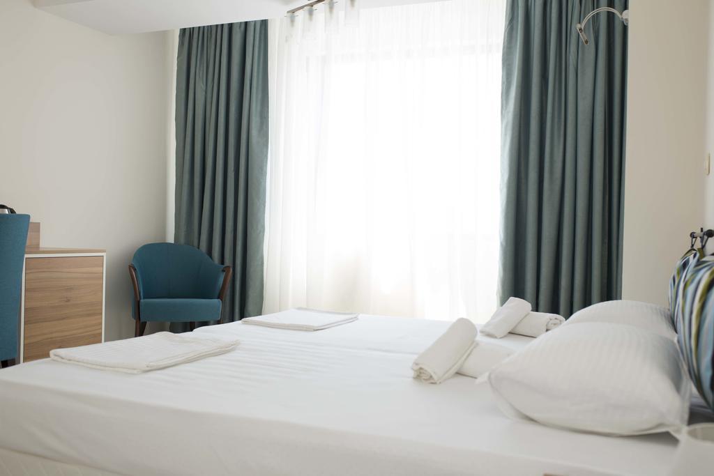 Ema Hotel 소조폴 외부 사진